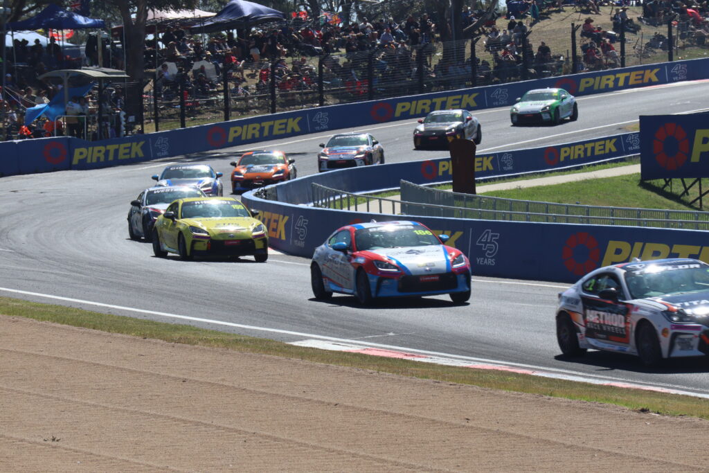 Toyota GR 86s racing through the Esses at the top of the mountain at Bathurst 1000